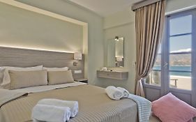 Nereus Luxurious Suites